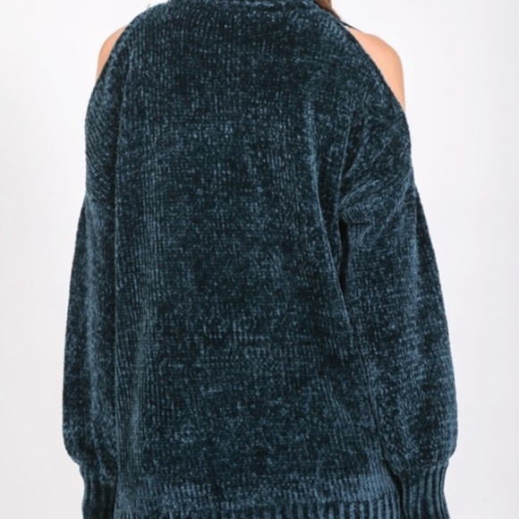 SO SOFT CHENILLE SWEATER - Picture 2 of 4